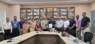 Incture and VVCE teams at the signing of the MoU.