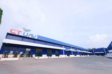 CT UAV self-evolving composite molding plant