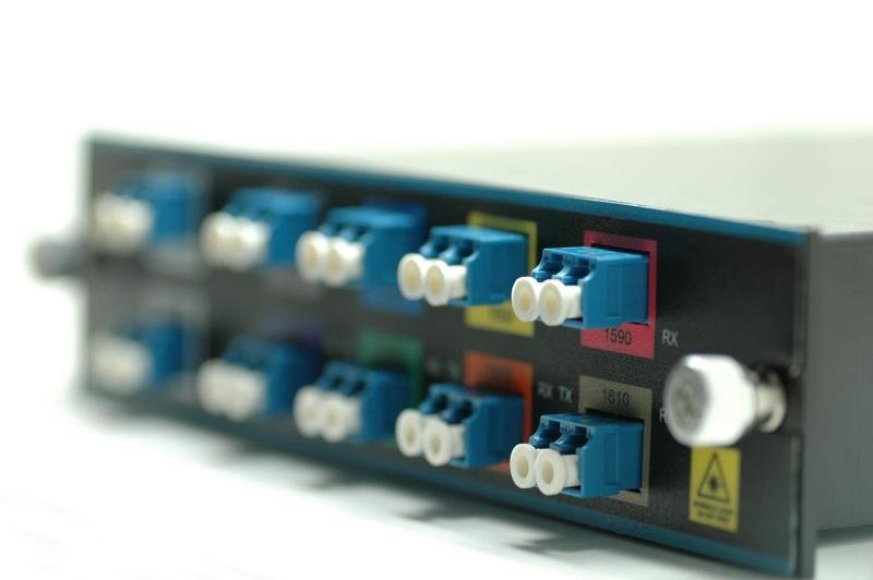 Fiber Optic Wavelength Division Demultiplexers