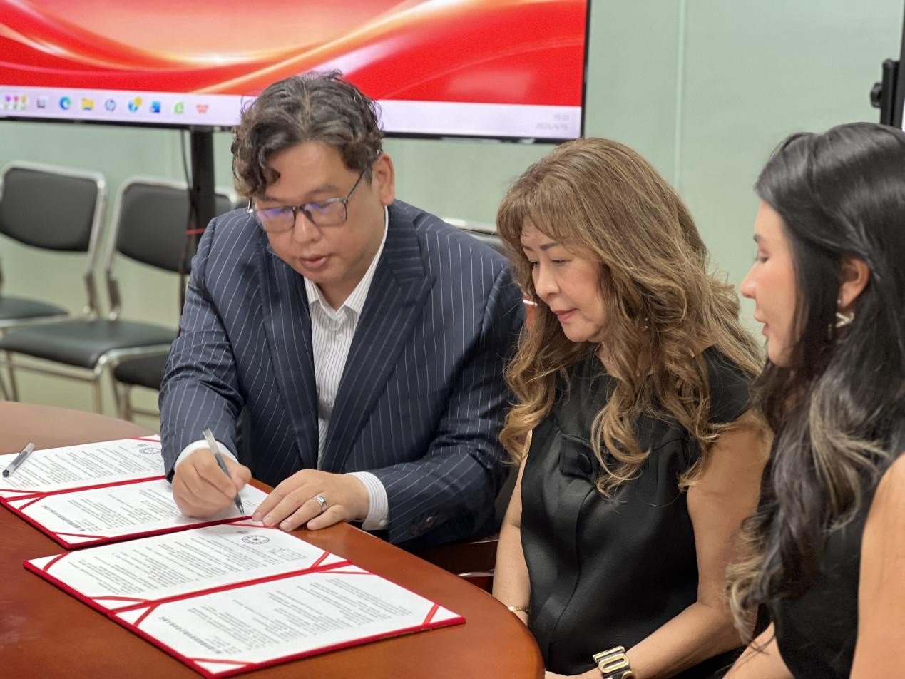 CUBE company with partner shareholders